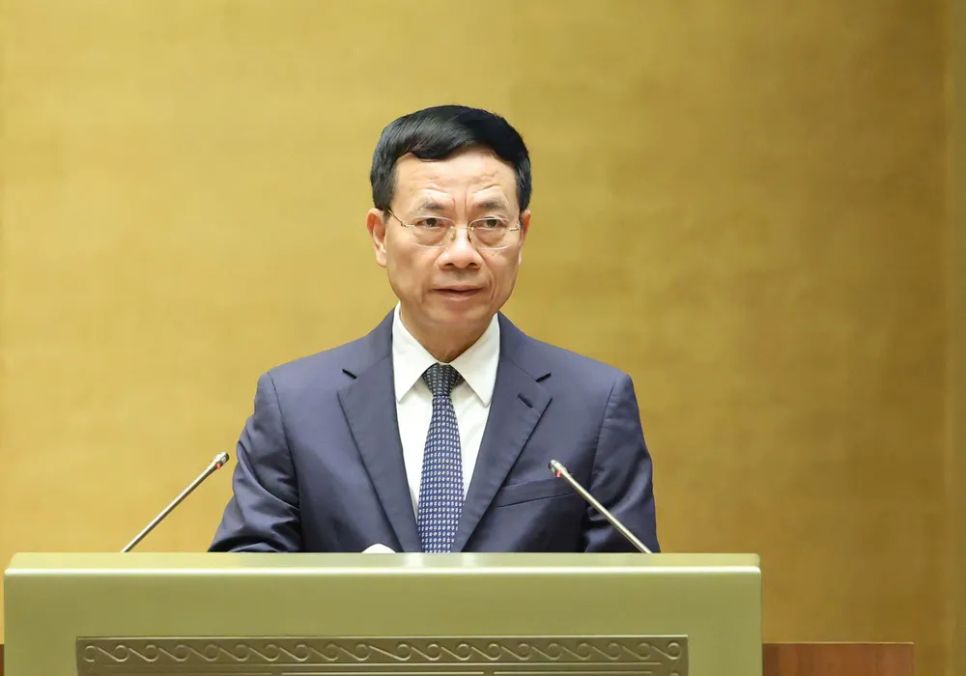 Bộ trưởng Bộ KH-CN Nguyễn Mạnh Hùng báo cáo về Luật Trí tuệ nhân tạo. Ảnh: QUANG PHÚC Bộ trưởng Bộ KH-CN Nguyễn Mạnh Hùng báo cáo về Luật Trí tuệ nhân tạo. Ảnh: QUANG PHÚC