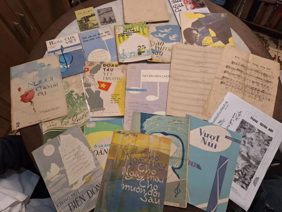 Những ấn phẩm có in các tác phẩm của nhạc sĩ Hoàng Vân Những ấn phẩm có in các tác phẩm của nhạc sĩ Hoàng Vân