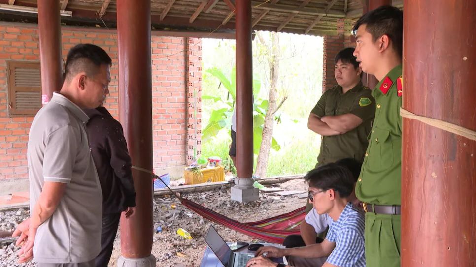 Cơ quan chức năng tiến hành lập biên bản, xử lý theo quy định Cơ quan chức năng tiến hành lập biên bản, xử lý theo quy định