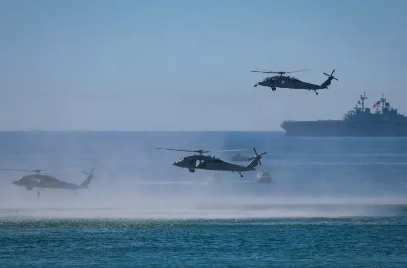 Một cuộc diễn tập của hải quân Mỹ tại thành phố Oceanside, bang California. Ảnh: GETTY IMAGES