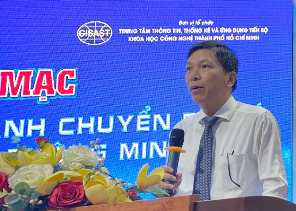 Ông Nguyễn Hữu Yên, Phó Giám đốc Sở KH-CN TPHCM phát biểu tại lễ khai mạc