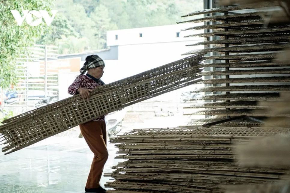 Làng nghề miến dong Bình Lư rộn ràng mùa Tết Nguyên đán Làng nghề miến dong Bình Lư rộn ràng mùa Tết Nguyên đán