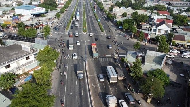 Sở Xây dựng TP.HCM yêu cầu phân làn lại nhiều tuyến đường khu vực Bình Dương. Ảnh: Đình Trọng Sở Xây dựng TP.HCM yêu cầu phân làn lại nhiều tuyến đường khu vực Bình Dương. Ảnh: Đình Trọng