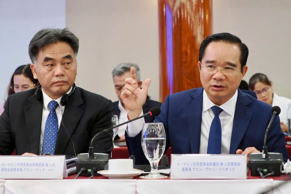 Đồng chí Nguyễn Văn Được, Chủ tịch UBND TPHCM, và đồng chí Nguyễn Lộc Hà, Phó Chủ tịch UBND TPHCM, chủ trì và chỉ đạo tháo gỡ vướng mắc cho doanh nghiệp Nhật Bản tại Hội nghị Bàn tròn Doanh nghiệp Nhật Bản năm 2025. Ảnh: HOÀNG HÙNG Đồng chí Nguyễn Văn Được, Chủ tịch UBND TPHCM, và đồng chí Nguyễn Lộc Hà, Phó Chủ tịch UBND TPHCM, chủ trì và chỉ đạo tháo gỡ vướng mắc cho doanh nghiệp Nhật Bản tại Hội nghị Bàn tròn Doanh nghiệp Nhật Bản năm 2025. Ảnh: HOÀNG HÙNG