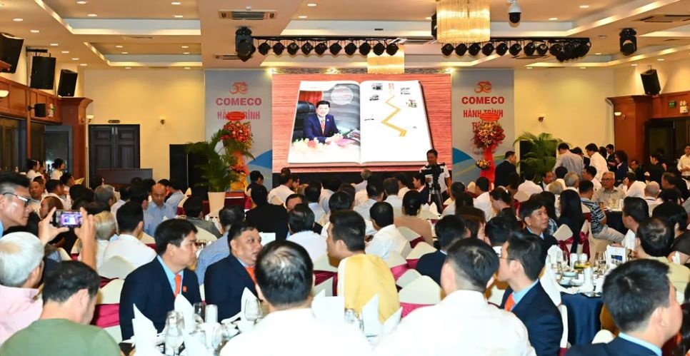 Các đại biểu về dự buổi lễ. Ảnh: VIỆT DŨNG Các đại biểu về dự buổi lễ. Ảnh: VIỆT DŨNG