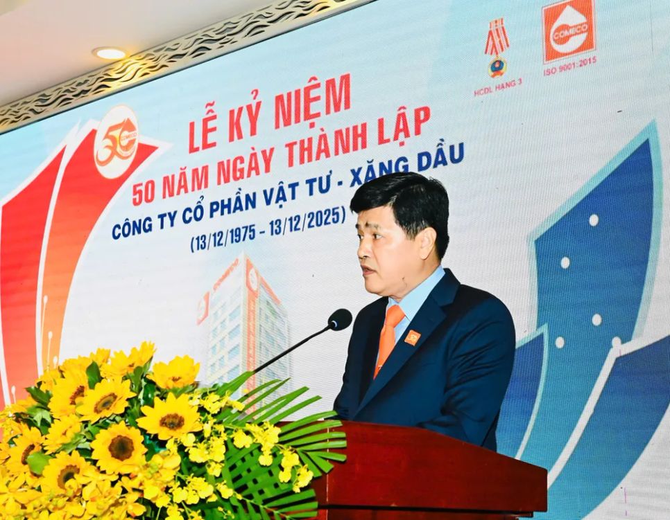 Ông Lê Tấn Thương phát biểu tại lễ kỷ niệm. Ảnh: VIỆT DŨNG Ông Lê Tấn Thương phát biểu tại lễ kỷ niệm. Ảnh: VIỆT DŨNG