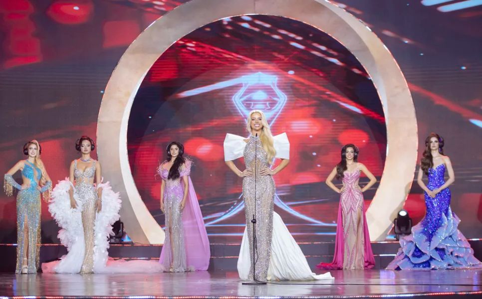 Phần thi ứng xử. Ảnh: BTC