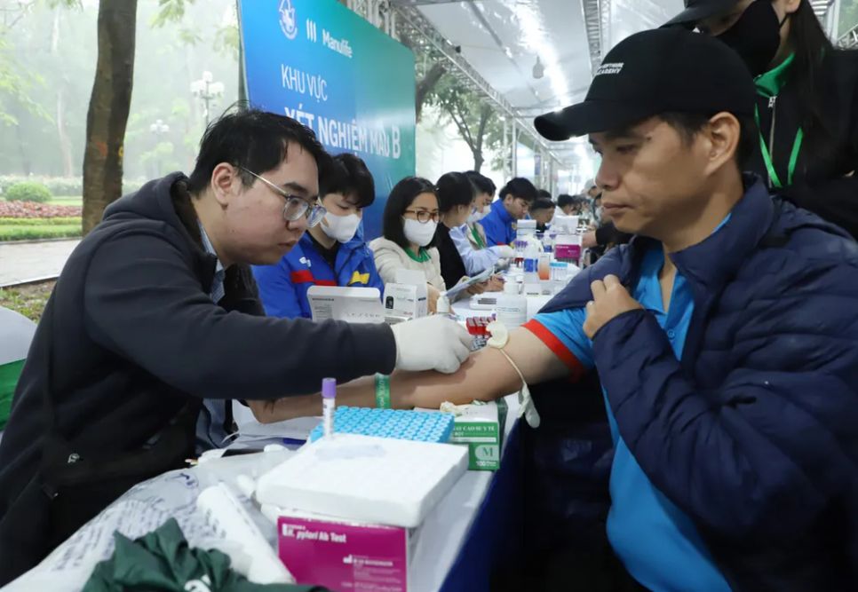 Chương trình còn triển khai nhiều hạng mục khám và cận lâm sàng