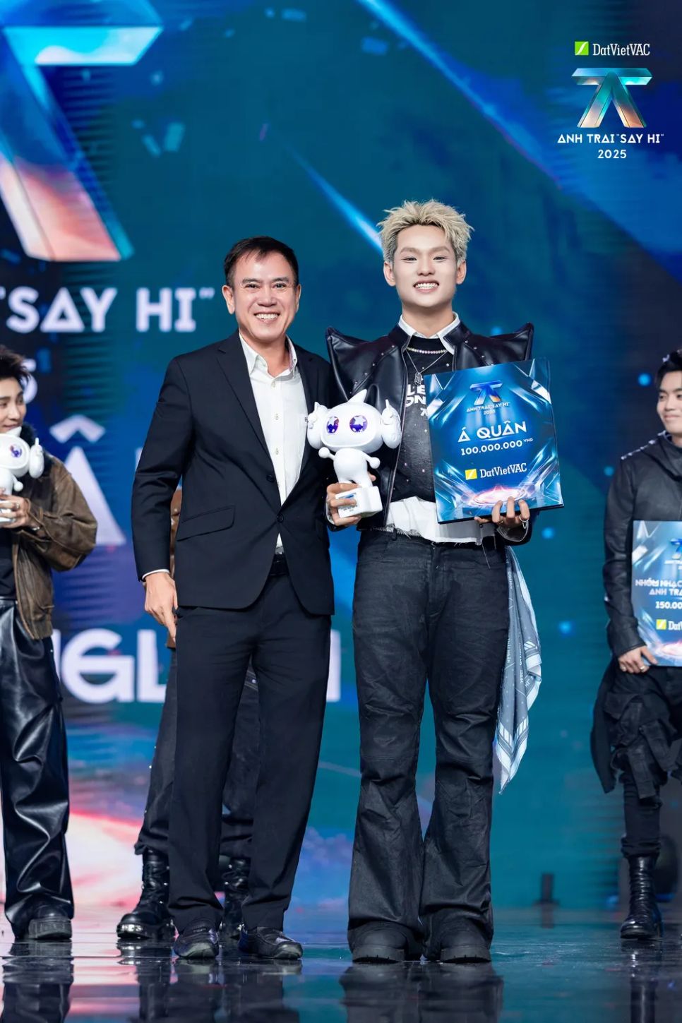 Anh trai “say hi” lộ diện quán quân, có giải thưởng đặc biệt Anh trai “say hi” lộ diện quán quân, có giải thưởng đặc biệt