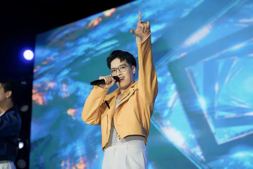 Ca sĩ, nhạc sĩ Huỳnh Đức: Góp phần lan tỏa giá trị âm nhạc truyền thống Ca sĩ, nhạc sĩ Huỳnh Đức: Góp phần lan tỏa giá trị âm nhạc truyền thống