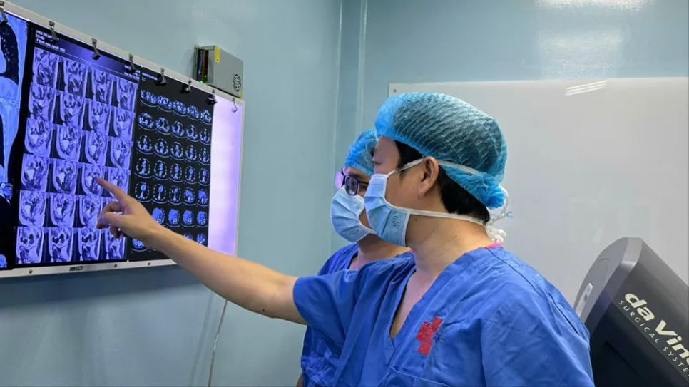 Các bác sĩ lập kế hoạch điều trị ung thư cho người bệnh dựa trên chẩn đoán hình ảnh tại Bệnh viện Bình Dân Các bác sĩ lập kế hoạch điều trị ung thư cho người bệnh dựa trên chẩn đoán hình ảnh tại Bệnh viện Bình Dân