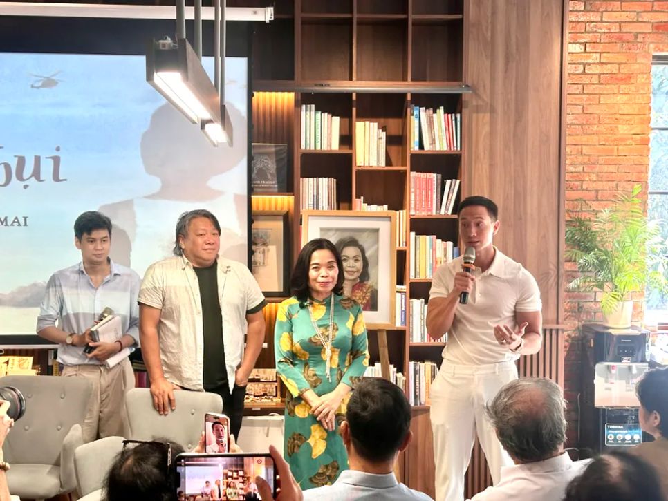 Dự kiến, tiểu thuyết Dự kiến, tiểu thuyết