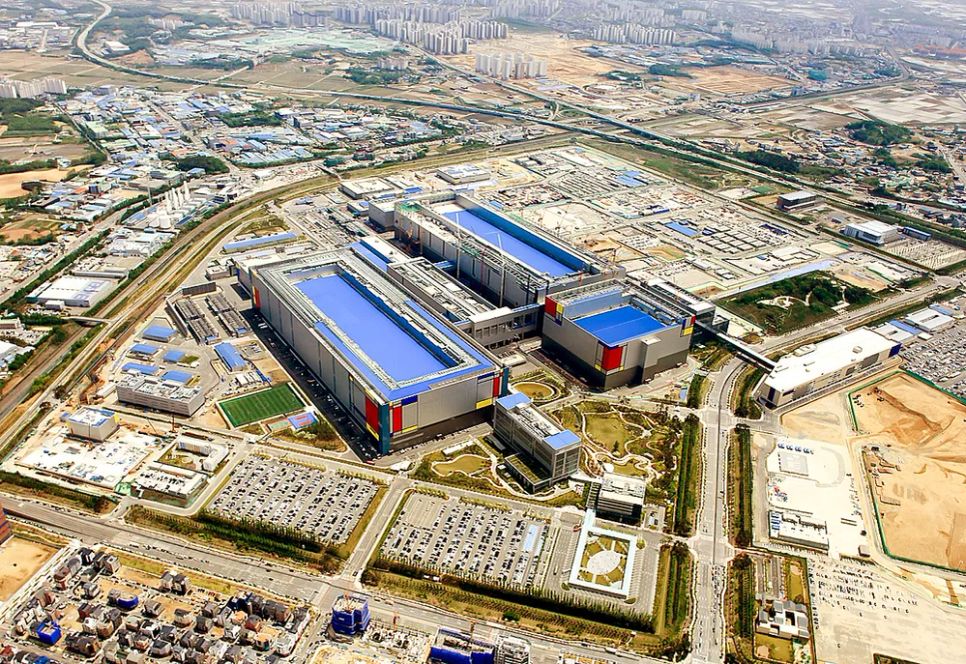 Nhà máy sản xuất chip Samsung ở thành phố Pyeongtaek, Hàn Quốc Ảnh: YONHAP Nhà máy sản xuất chip Samsung ở thành phố Pyeongtaek, Hàn Quốc Ảnh: YONHAP