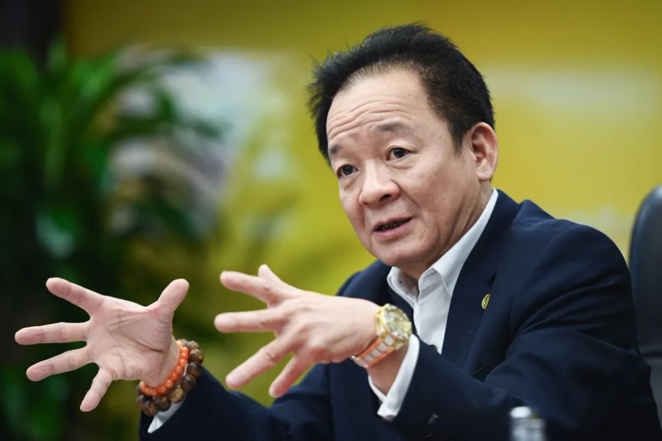 Theo Bầu Hiển, điều mà T&T Group hướng đến khi làm hàng không chính là mang lại được lợi ích cho người dân, giá trị cho doanh nghiệp và đóng góp vào sự phát triển kinh tế - xã hội của đất nước” Theo Bầu Hiển, điều mà T&T Group hướng đến khi làm hàng không chính là mang lại được lợi ích cho người dân, giá trị cho doanh nghiệp và đóng góp vào sự phát triển kinh tế - xã hội của đất nước”