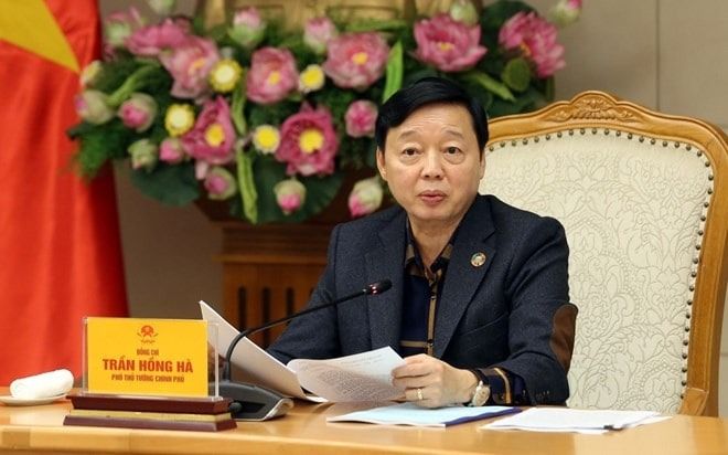 Phó Thủ tướng Chính phủ Trần Hồng Hà chủ trì cuộc họp nghe báo cáo về công tác chuẩn bị tổ chức lễ khánh thành, khởi công các dự án, công trình quy mô lớn, ý nghĩa vào ngày 19/12. Ảnh: Minh Khôi Phó Thủ tướng Chính phủ Trần Hồng Hà chủ trì cuộc họp nghe báo cáo về công tác chuẩn bị tổ chức lễ khánh thành, khởi công các dự án, công trình quy mô lớn, ý nghĩa vào ngày 19/12. Ảnh: Minh Khôi