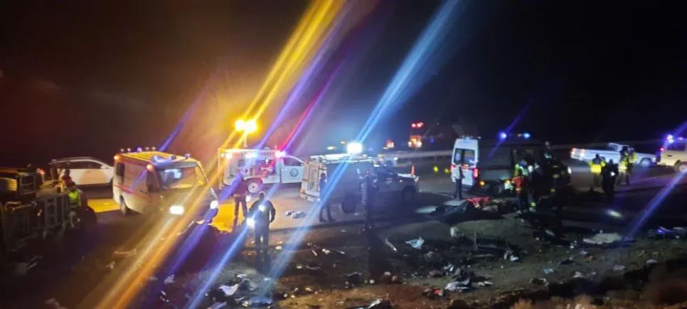 Hiện trường vụ tai nạn. Ảnh: Tehran Times Hiện trường vụ tai nạn. Ảnh: Tehran Times