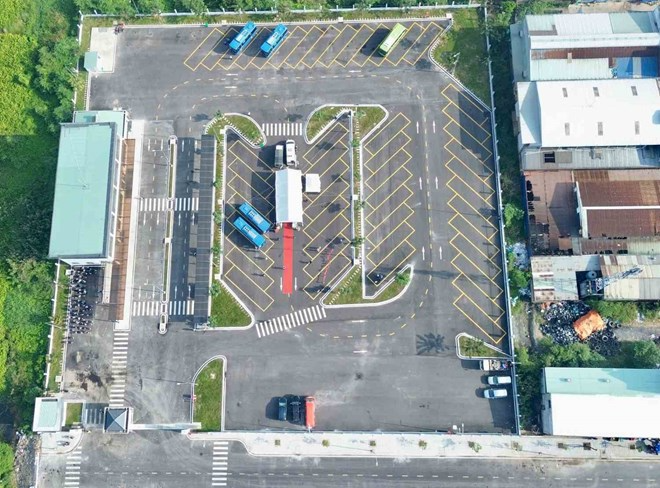 Toàn cảnh bến xe buýt Lê Minh Xuân (Xã Bình Lợi, TP.HCM). Ảnh: Minh Quân Toàn cảnh bến xe buýt Lê Minh Xuân (Xã Bình Lợi, TP.HCM). Ảnh: Minh Quân