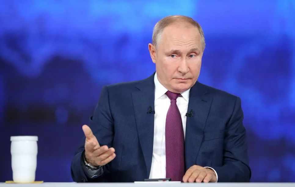 Tổng thống Nga Vladimir Putin trong một buổi trả lời câu hỏi của công dân. Ảnh: TASS Tổng thống Nga Vladimir Putin trong một buổi trả lời câu hỏi của công dân. Ảnh: TASS