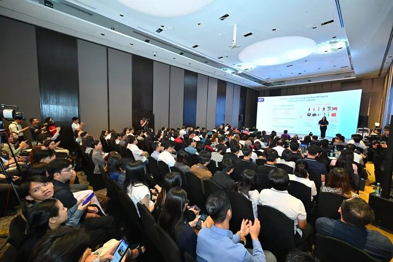 Sự kiện roadshow MCH thu hút đông đảo cổ đông và nhà đầu tư quan tâm.