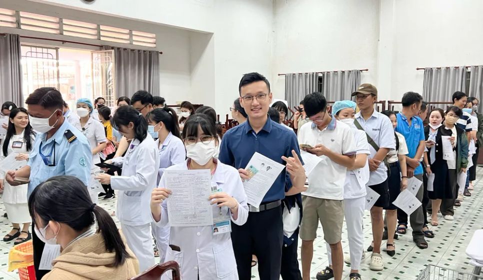 Chương trình thu hút sự tham gia đông đảo của viên chức, người lao động trong bệnh viện cùng các tình nguyện viên