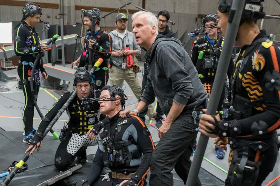 <i>Đạo diễn James Cameron trong quá trình thực hiện Avatar 3. Ảnh: ĐPCC</i> <i>Đạo diễn James Cameron trong quá trình thực hiện Avatar 3. Ảnh: ĐPCC</i>