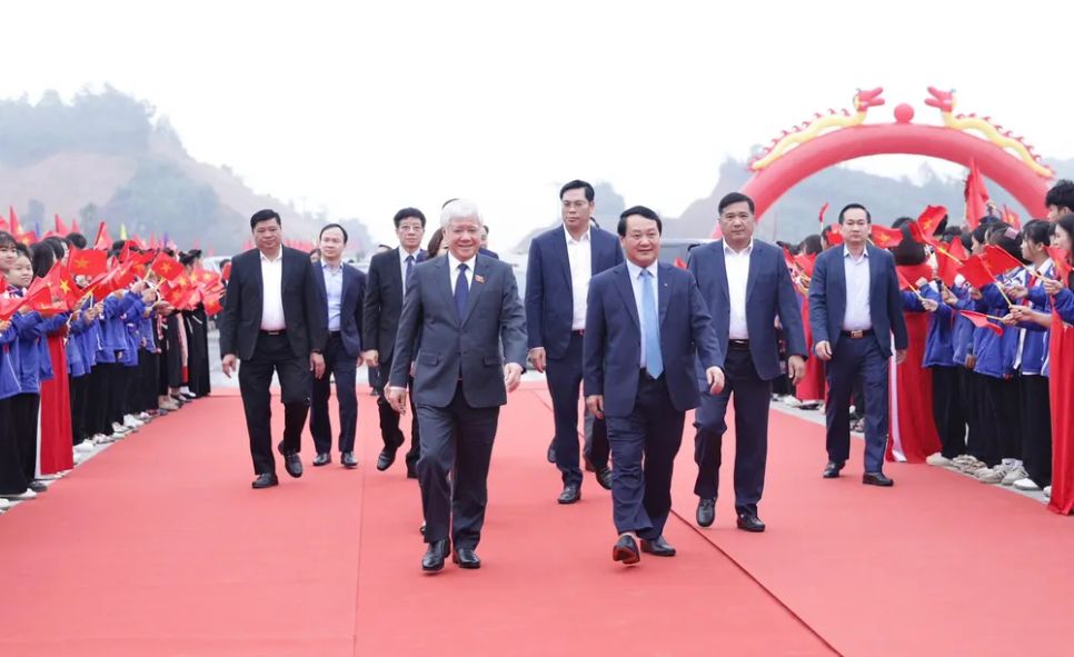 Khởi công, khánh thành hàng loạt công trình phía Bắc