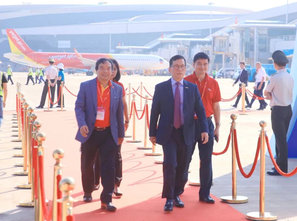Vietjet cất nóc hangar chuẩn quốc tế, khai trương chuyến bay tới Cảng Hàng không quốc tế Long Thành