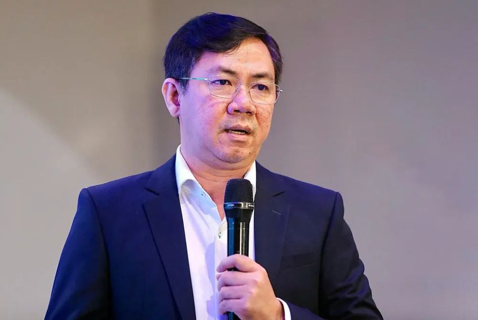 Ông Huỳnh Anh Tuấn, Tổng Giám đốc VikkiBankS phát biểu tại hội thảo