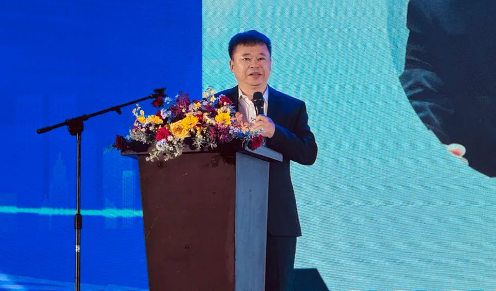 Giám đốc VCCI-HCM Trần Ngọc Liêm chia sẻ tại diễn đàn. Ảnh: ĐÌNH DƯ