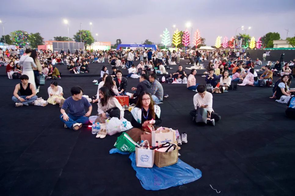 Gần 95.000 người “cháy hết mình” trong ngày diễn ra Y-Concert, Ocean City khẳng định tọa độ “khó thay thế” trên bản đồ giải trí Việt Nam