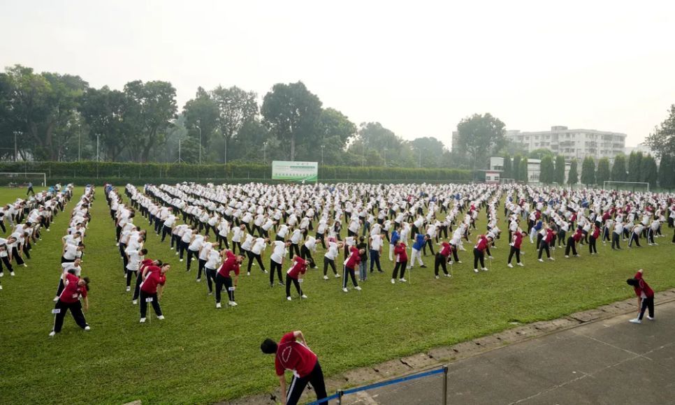 Chương trình đồng diễn dưỡng sinh vì sức khỏe cộng đồng do Viện Y Dược học Dân tộc TPHCM tổ chức tháng 11-2025 Chương trình đồng diễn dưỡng sinh vì sức khỏe cộng đồng do Viện Y Dược học Dân tộc TPHCM tổ chức tháng 11-2025