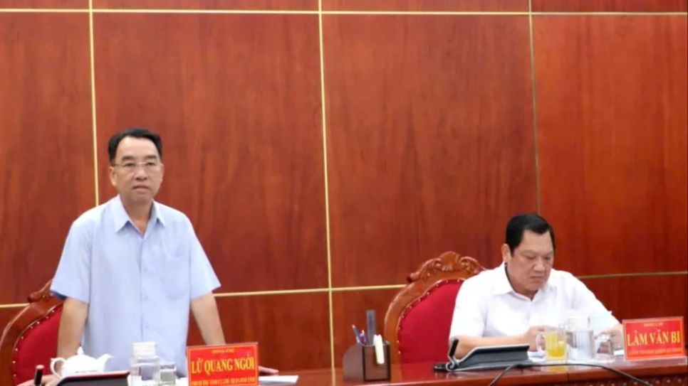 Chủ tịch UBND tỉnh Cà Mau Lữ Quang Ngời phát biểu tại hội nghị