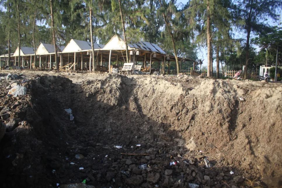 Về lâu dài, dọc khu vực các thôn An Kỳ, An Vĩnh, Kỳ Xuyên dọc ven bờ bãi biển cần có giải pháp kè kiên cố để đảm bảo an toàn tính mạng, tài sản người dân. Ảnh: NGUYỄN TRANG