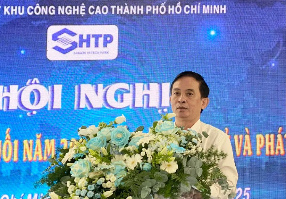 GS-TS Nguyễn Kỳ Phùng, Trưởng Ban SHTP phát biểu tại hội nghị