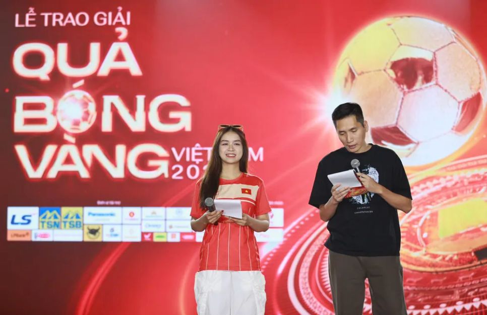 <p>MC Quốc Khánh và Phương Huyền trong buổi tổng duyệt. Ảnh: DŨNG PHƯƠNG</p>