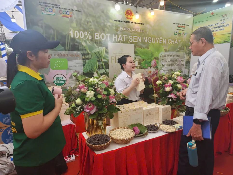 Các gian hàng giới thiệu sản phẩm OCOP của TPHCM