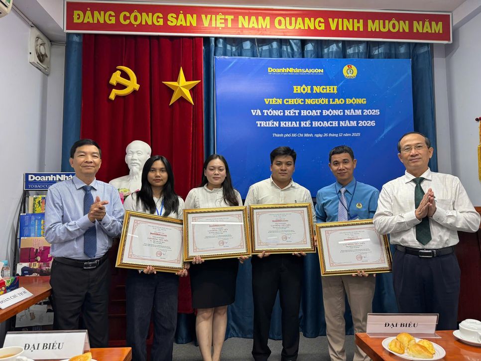Bốn cá nhân được nhận danh hiệu Lao động tiên tiến, hoàn thành tốt nhiệm vụ năm 2025