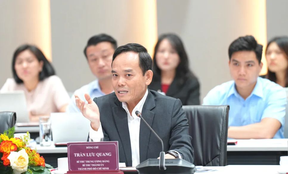 Bí thư Thành ủy TPHCM Trần Lưu Quang phát biểu tại buổi làm việc. Ảnh: <span style=