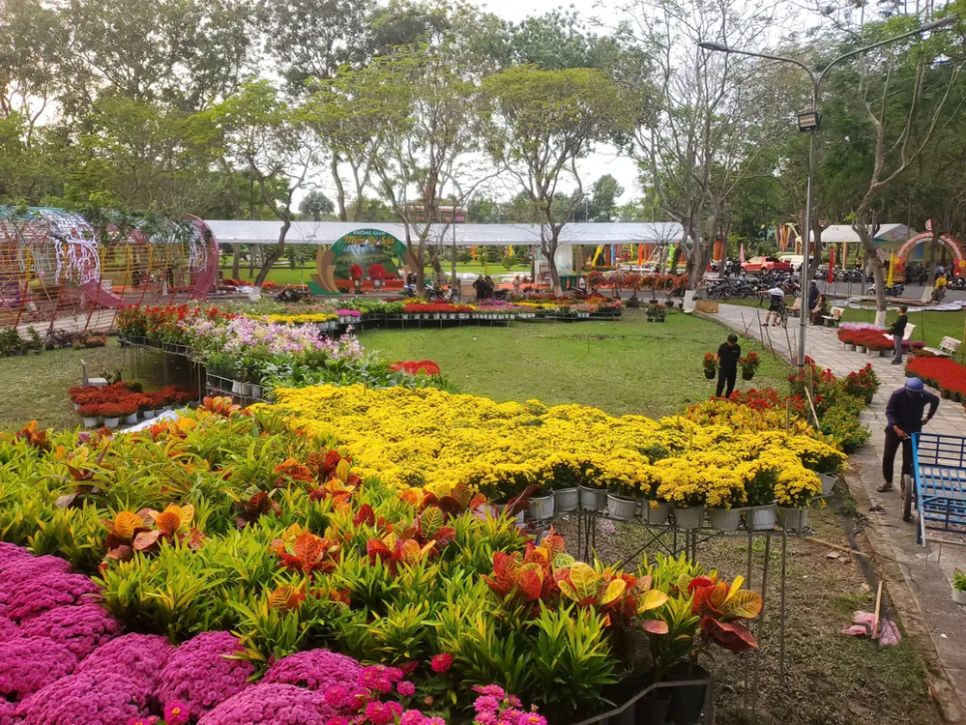 Độc đáo bản đồ Việt Nam kết tinh từ 1.000 giống hoa tại Sa Đéc