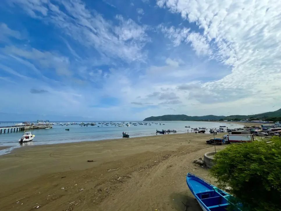 Bãi biển nơi xảy ra vụ xả súng. Ảnh: THE SUN Bãi biển nơi xảy ra vụ xả súng. Ảnh: THE SUN