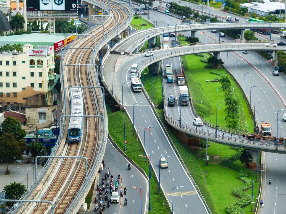 Trong công cuộc chuyển đổi nền kinh tế, TP.HCM được xem là Phòng thí nghiệm đổi mới sớm nhất. Ảnh: Văn Trung