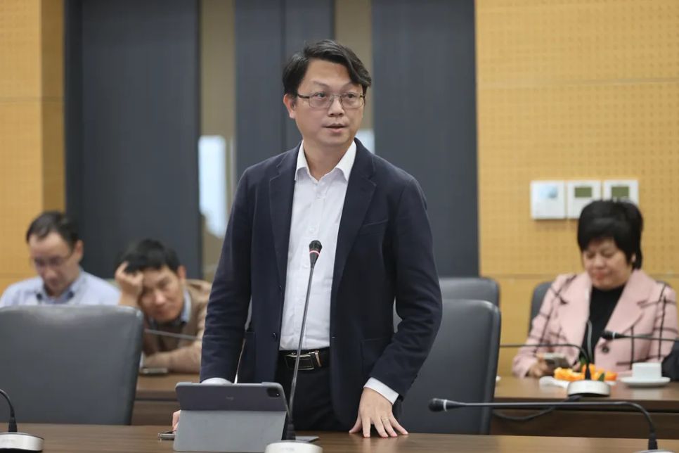 Ông Nguyễn Quốc Khánh phát biểu tại tọa đàm Ông Nguyễn Quốc Khánh phát biểu tại tọa đàm