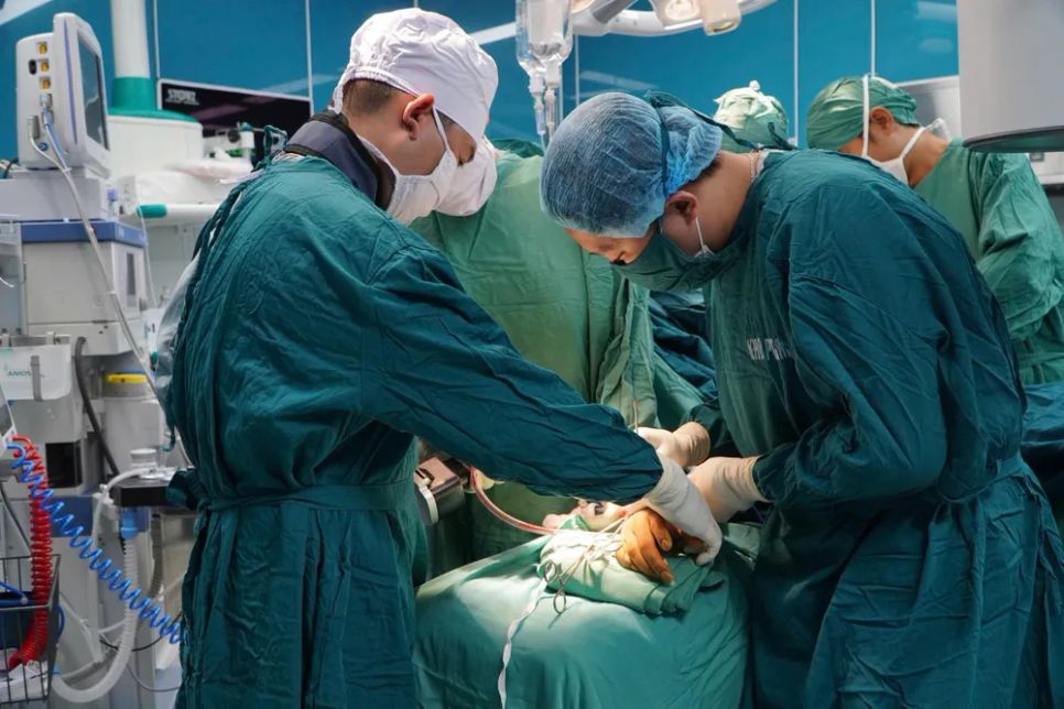 Ca phẫu thuật diễn ra thành công với sự phối hợp của 2 bệnh viện