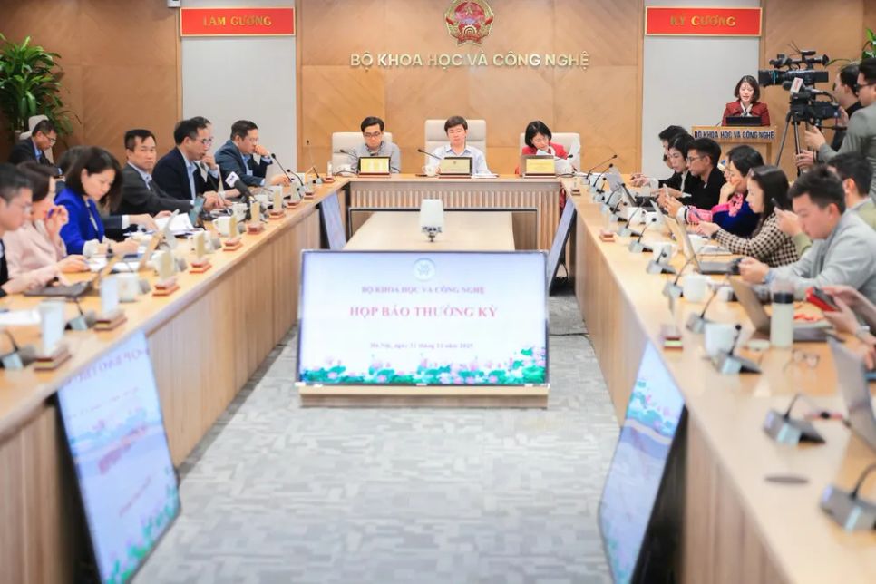 Quang cảnh cuộc họp báo