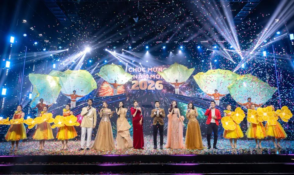 Đông đảo nghệ sĩ tham gia chương trình nghệ thuật 