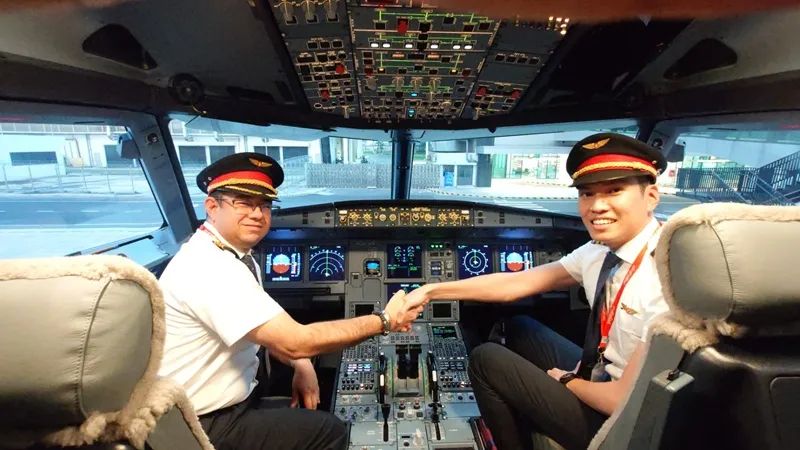 Vietjet Top 10 nơi làm việc tốt nhất Việt Nam 3 năm liên tiếp Vietjet Top 10 nơi làm việc tốt nhất Việt Nam 3 năm liên tiếp
