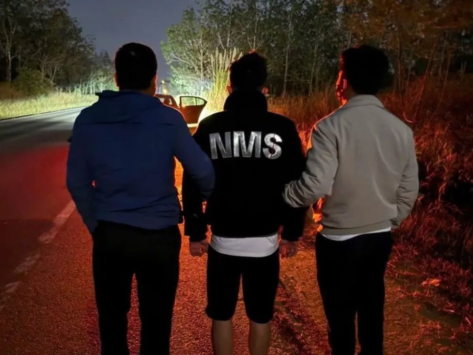 Sau khi gây án, đối tượng bị cơ quan chức năng bắt giữ cách hiện trường xảy ra vụ việc hơn 400km