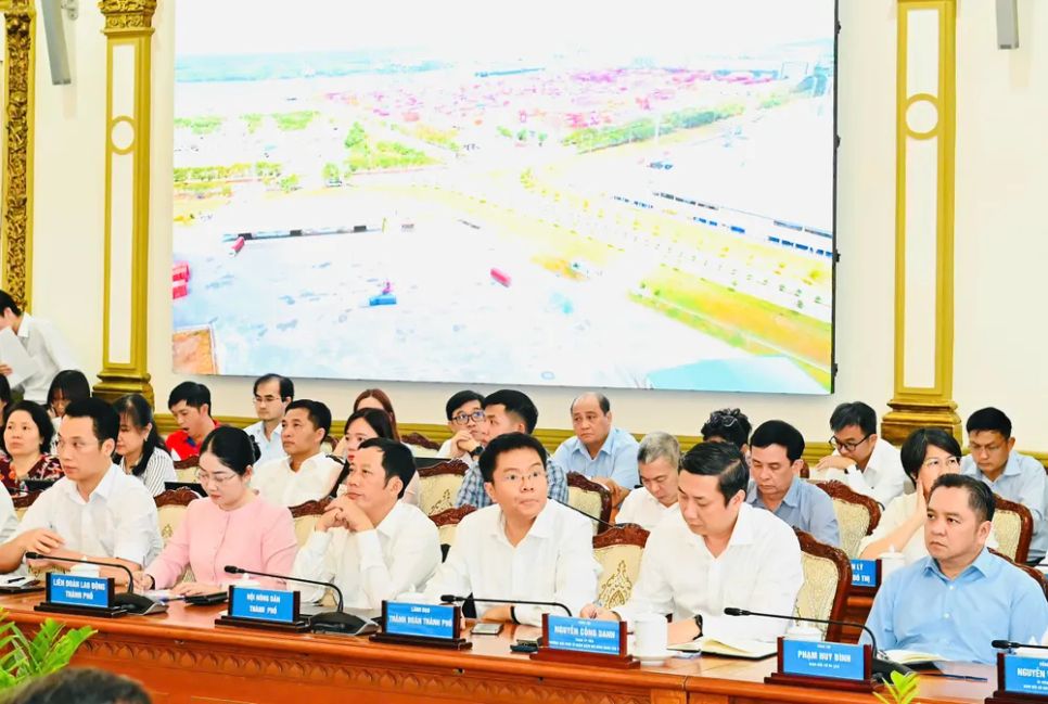 TPHCM tiếp tục giữ vai trò đầu tàu cả nước với GRDP tăng 8,03%