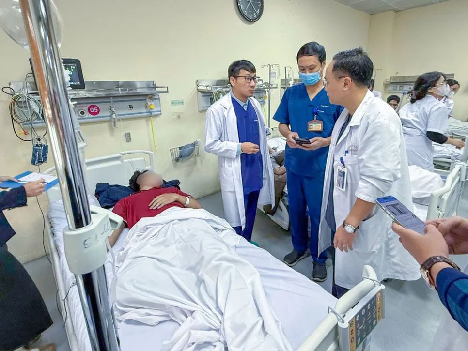 Các nạn nhân vụ cháy đang được theo dõi tại Bệnh viện E Các nạn nhân vụ cháy đang được theo dõi tại Bệnh viện E