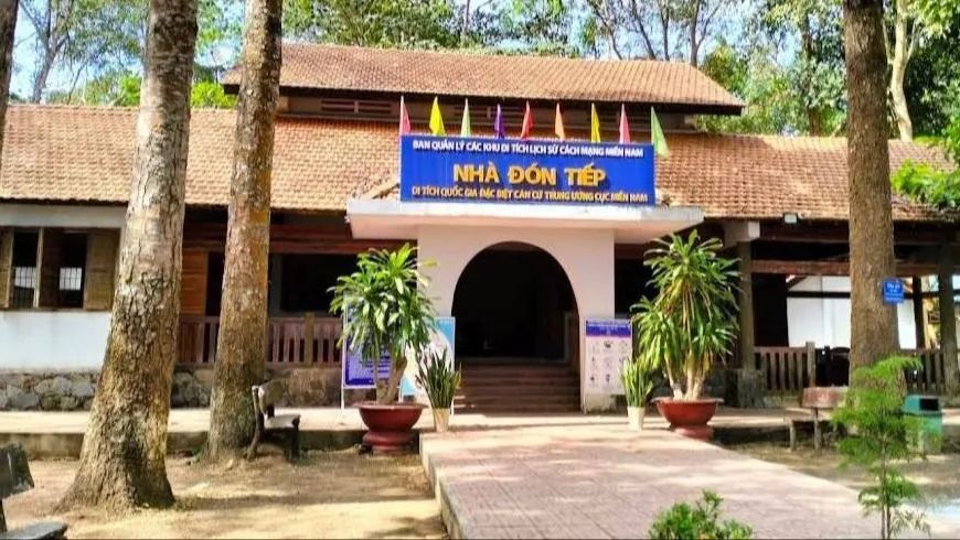 Các bộ phim 3D mapping được thực hiện nhằm thể hiện trực quan, sinh động về vai trò và ý nghĩa lịch sử đặc biệt của Căn cứ Trung ương Cục miền Nam Các bộ phim 3D mapping được thực hiện nhằm thể hiện trực quan, sinh động về vai trò và ý nghĩa lịch sử đặc biệt của Căn cứ Trung ương Cục miền Nam